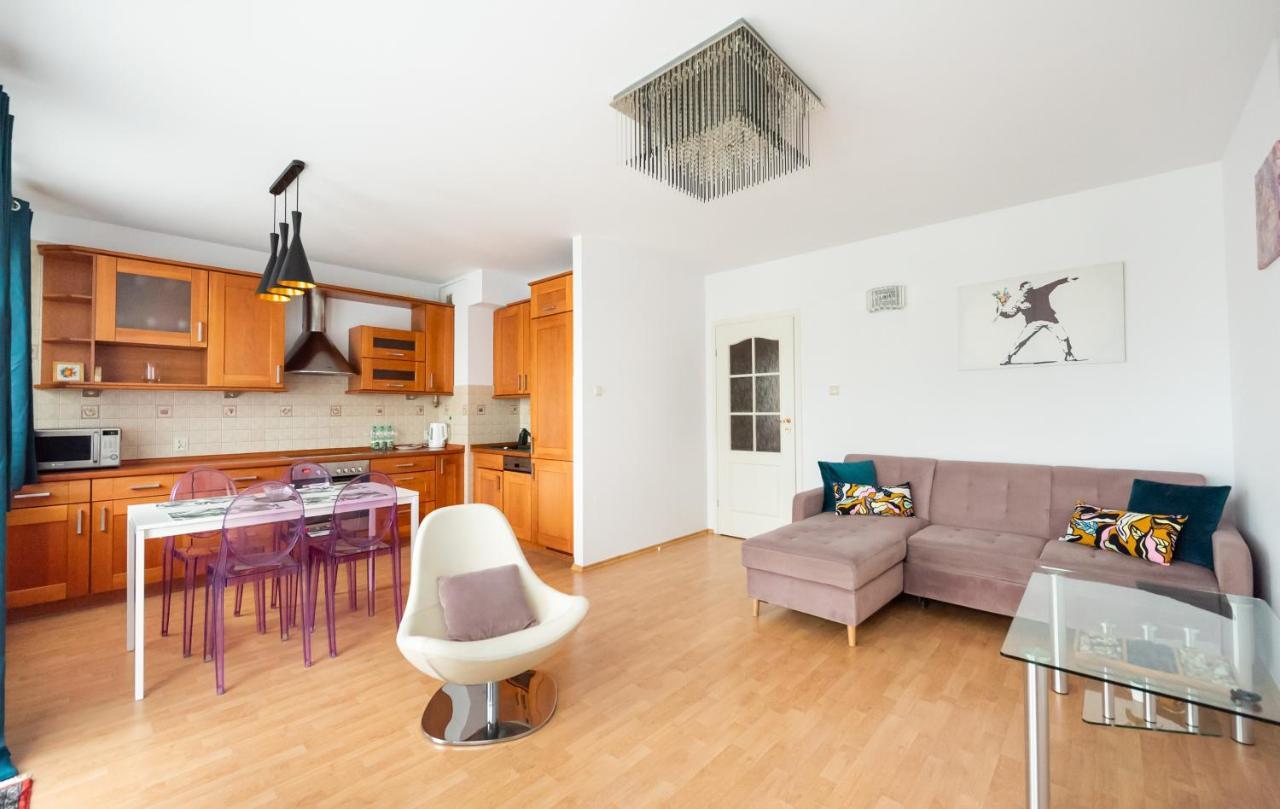 Ken 54 2-Bedroom Apartment Варшава Екстер'єр фото