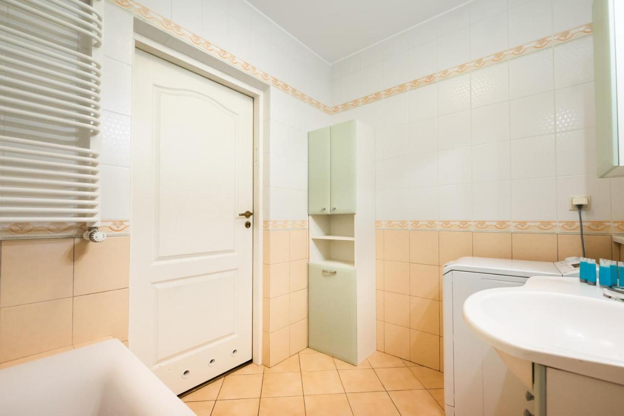 Ken 54 2-Bedroom Apartment Варшава Екстер'єр фото